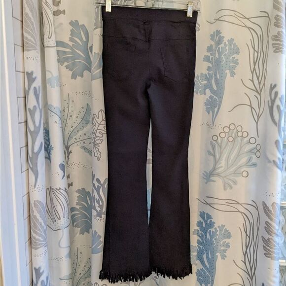 2 for $20 Fit and Flare Distressed Black Stretch Flamenco Jeggings Sz S-M - Picture 2 of 8
